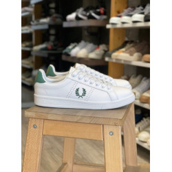 Sapatilha Fred Perry em pele